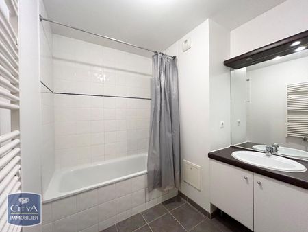 Location Appartement 3 pièces 74m² CAEN 14000 - Photo 3