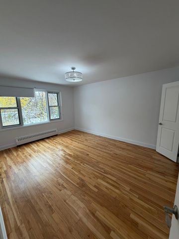 Appartement à louer à Côte-Saint-Luc - Photo 2