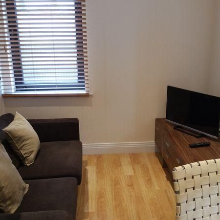 1 bedroom property to rent - Photo 1