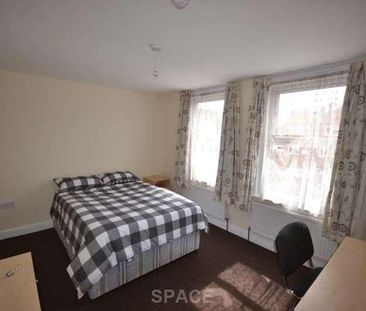 Grange Avenue, Earley, Reading, Berkshire, RG6 - Photo 4