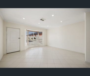 55a Russ Avenue, Seaton, SA 5023 - Photo 5