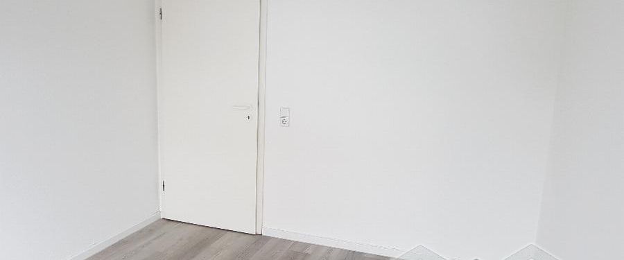 ** 2-Zimmer-Whg. mit Balkon, Wanne, Außenjalousien in ruhiger Wohnlage * 1. OG ** - Photo 1