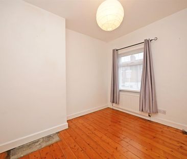 38 Ava Park, - Photo 6