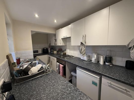3 bedroom terraced house to rent - Photo 1