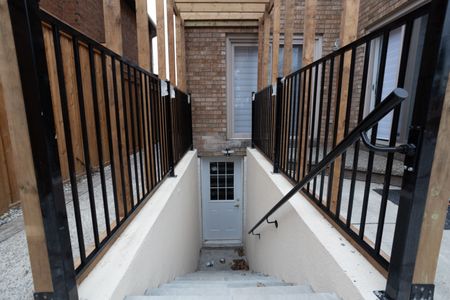 For Lease - 2686 Ambercroft Trail Unit# Basement Level, Mississauga, Ontario - Photo 2