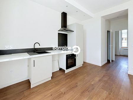 Location Appartement 3 pièces 67m² CAMARET SUR MER 29570 - Photo 3
