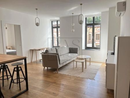 Apartament 2 camere | Unirii | Biblioteca Nationala | 2 bai | Piscina - Fotografie 5