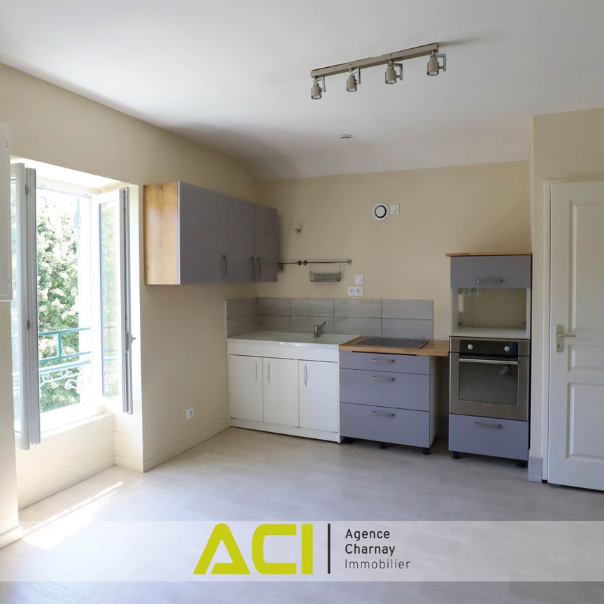 Location Appartement 2 pièces 52m² CHARNAY LES MACON 71850 - Photo 1