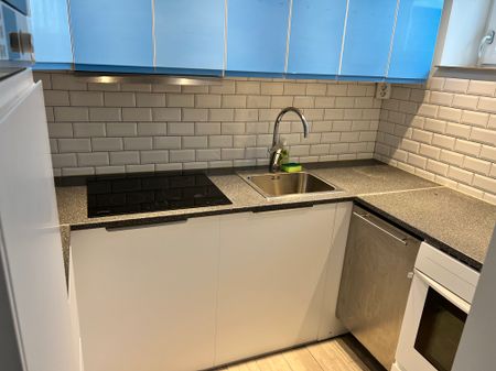 Kronovägen, Sollentuna - Photo 2