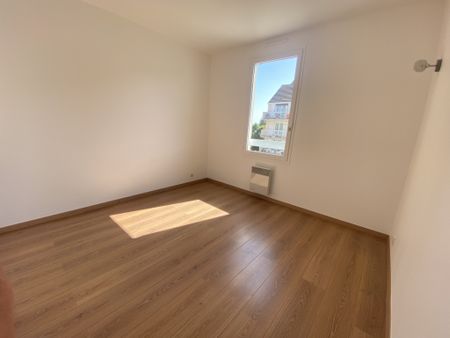 Appartement 4 pièces, + cave + 2 parkings en sous - sol - Photo 5