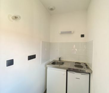 Location Appartement 1 pièce 18m² TROYES 10000 - Photo 3