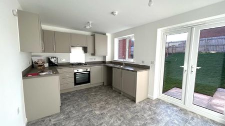 3 bedroom detached house to rent - Photo 5