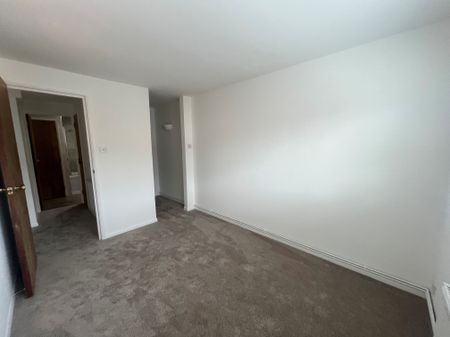 Tavener Close, Baiter Park, BH15 1UP, Poole - Photo 5