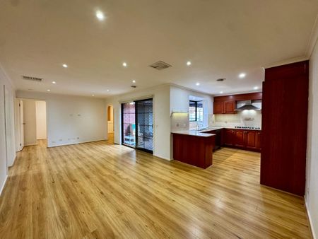 Spacious Family Home in a Convenient Location - Photo 4