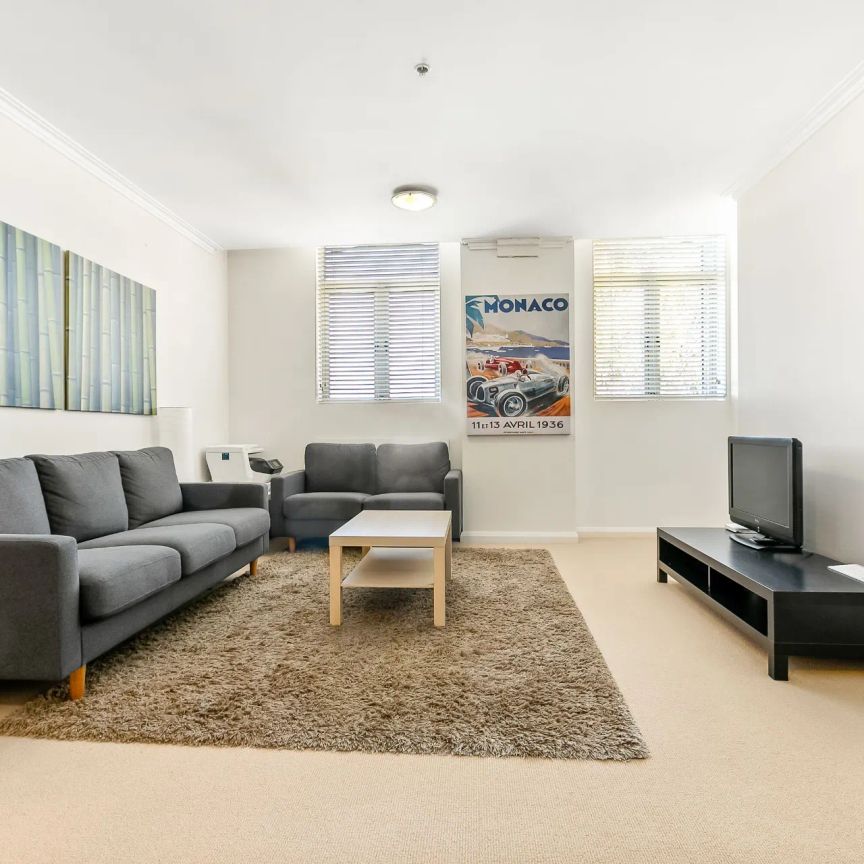 30/45 Trafalgar Street, Annandale. - Photo 1