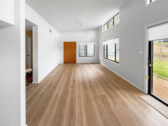 LUXURIOUS AND ELEGANT DESIGNED HOME - Photo 1