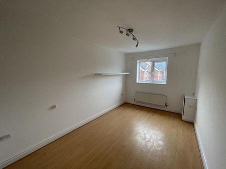 3 bedroom terraced house to rent - Photo 5