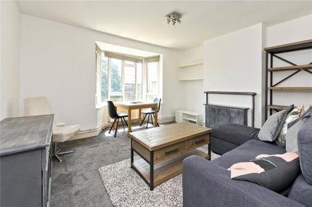 3 bedroom flat to rent - Photo 5
