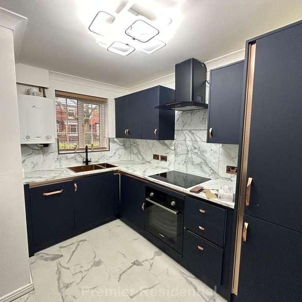 Kendal Avenue, Manchester, M32 - Photo 1