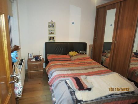 16 Stranmillis Park - Apt1, Belfast, BT9 5AU - Photo 2