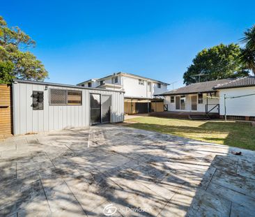Stylish 3-Bedroom Home for Rent in Prime Holsworthy Location - Photo 3