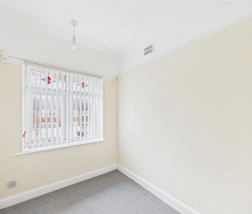 Asterfield Avenue, Bebington, 3 bedroom, House - Semi-Detached - Photo 6