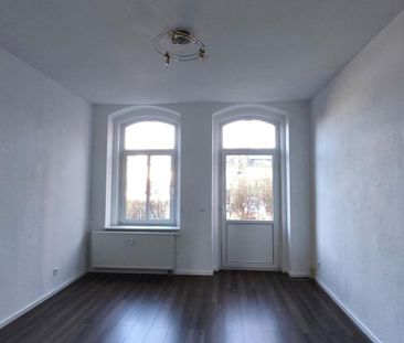 Großzügige 2-Zimmer-Wohnung mit Terrasse und PKW-Freistellplatz! - Photo 3