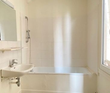 Location Appartement 2 pièces 52m² ORLEANS 45000 - Photo 5