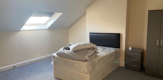 Room in a Shared House, Durham Road, B11 - Photo 2