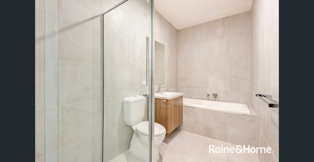 Four-bedroom house in Cranbourne South! - Photo 1