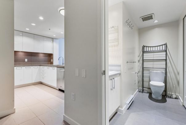 801-4880 Bennett St, Burnaby - Photo 1