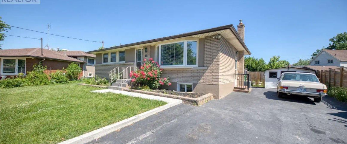 BASEMENT - 37 CORONATION BOULEVARD — 2 Bedroom - Photo 1