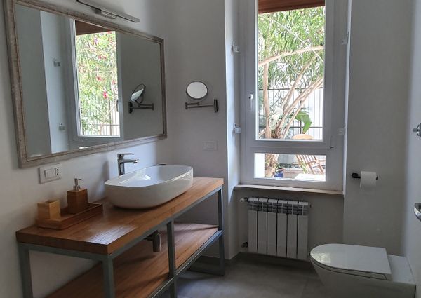 TRASTEVERE / BILOCALE IN AFFITTO