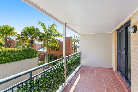 105/8 Water Street, Birchgrove NSW 2041 - Townhouse For Rent | Domain - Photo 2