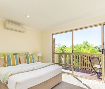 1/2 Earle Place, Page ACT 2614 - Townhouse For Rent | Domain - Photo 3