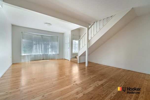 Modern & Bright 2-Bedroom Townhouse - Photo 1