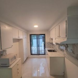 Appartement 3 1/2 a louer - Photo 2