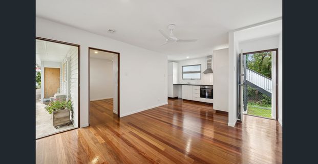 Freshly Renovated Unit in Petrie Terrace! - Photo 1