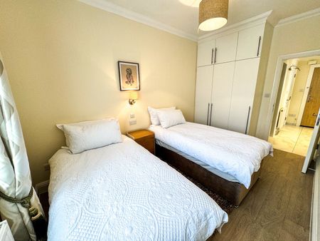 2 Bed Flat, Dudley Court, W1H - Photo 5