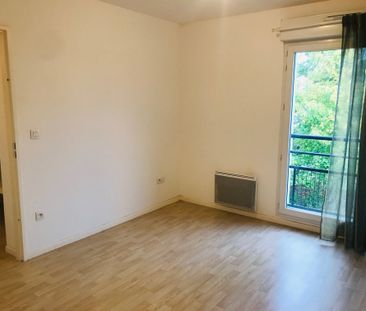 T3 SECTEUR RHONELLE EN RESIDENCE SECURISEE AVEC GARAGE ET BALCON - Photo 4