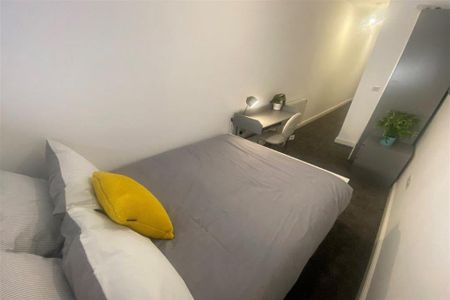 5 bedroom apartment to rent - Photo 5