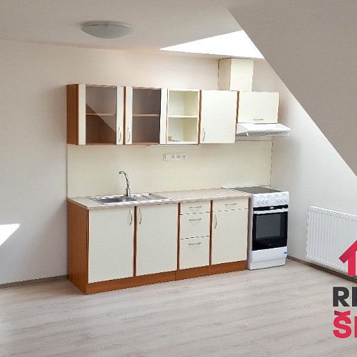 Pronájem bytu 1+kk 39 m² - Фото 1