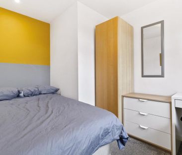 6 bedroom semi-detached house to rent - Photo 4