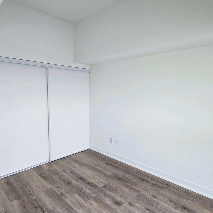 For Lease - 1010 Sandy Beach Road Unit# 406, Pickering, Ontario - Photo 1