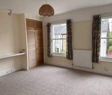 3 bedroom end of terrace house to rent - Photo 6