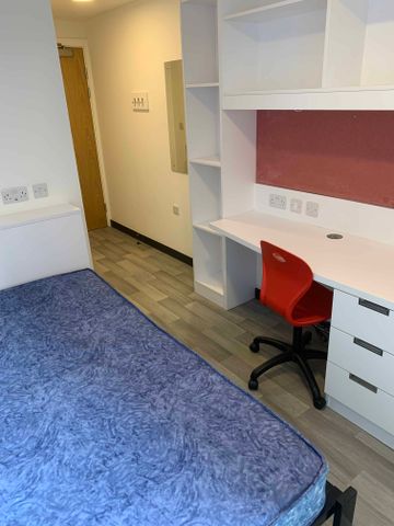 Budget Ensuite - Photo 5