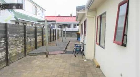 SANTA HAS A VOUCHER FOR YOU - Photo 4