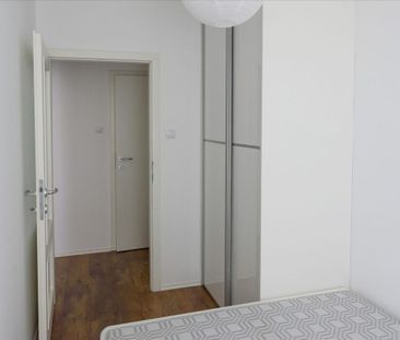 Kiadó felújított panel lakás - Debrecen - Fotó 1
