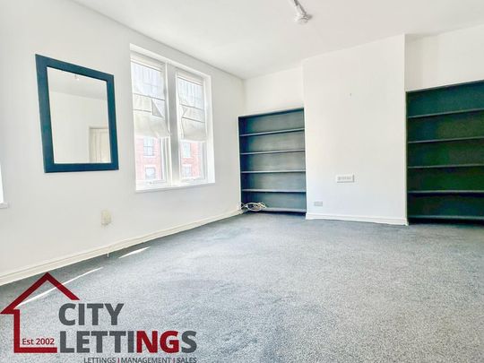 2 bedroom flat to rent - Photo 1