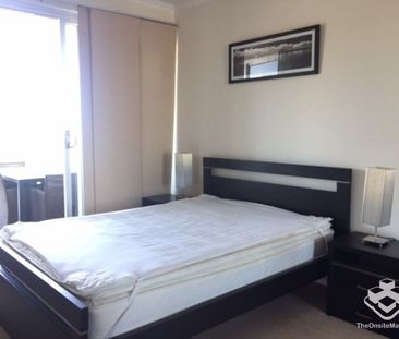 2 Bed 2 Bath Funished Apartments - Modern, spacious and close to al... - Photo 2